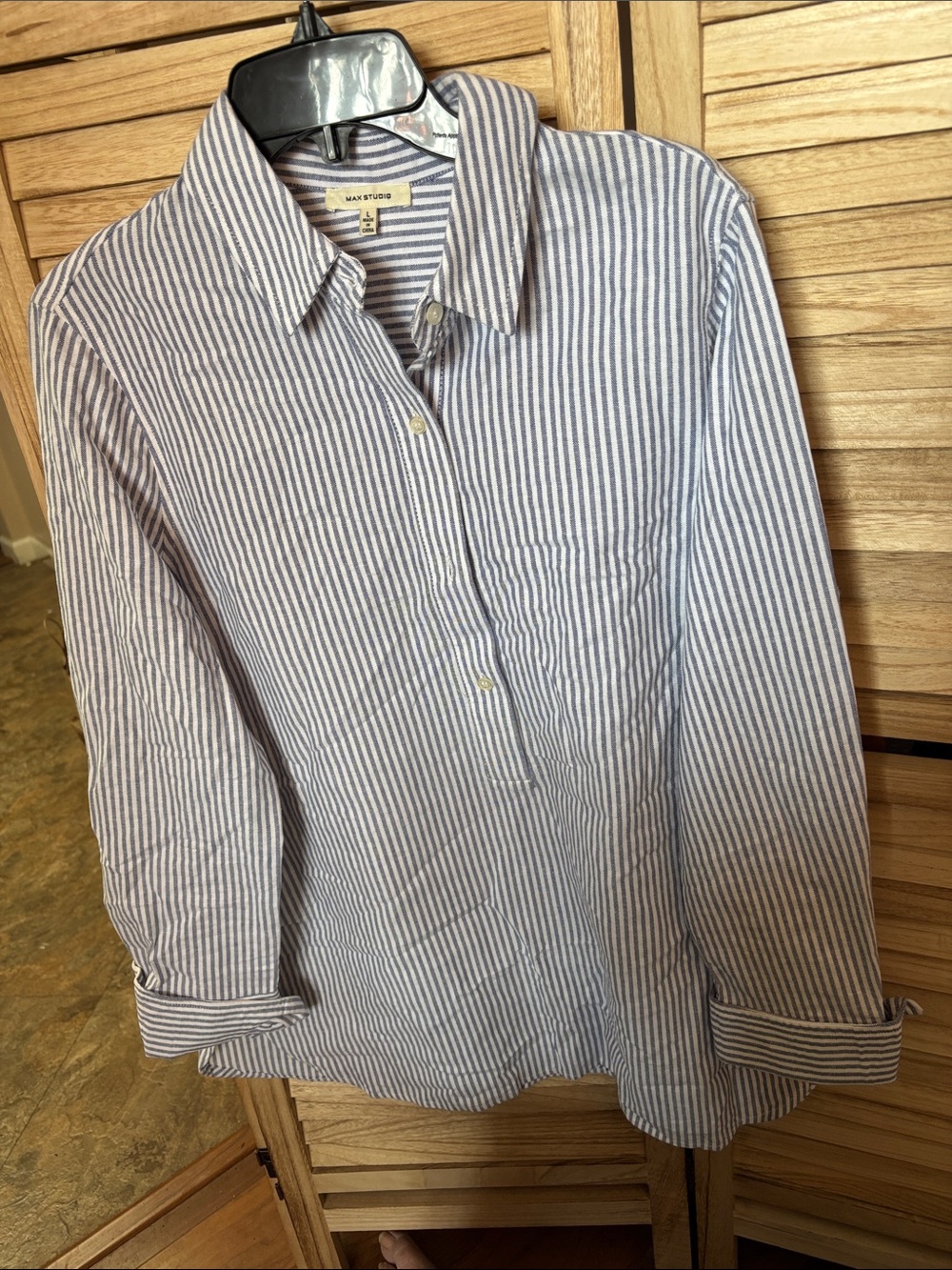 Max Studio White and Blue Striped Partial Button-Front Tunic Large